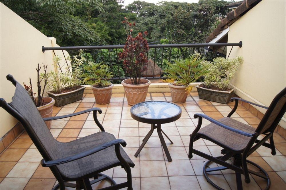 Apartotel & Suites Villas Del Rio San José Exterior foto