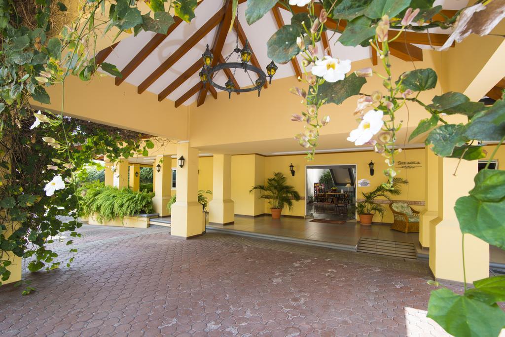 Apartotel & Suites Villas Del Rio San José Exterior foto